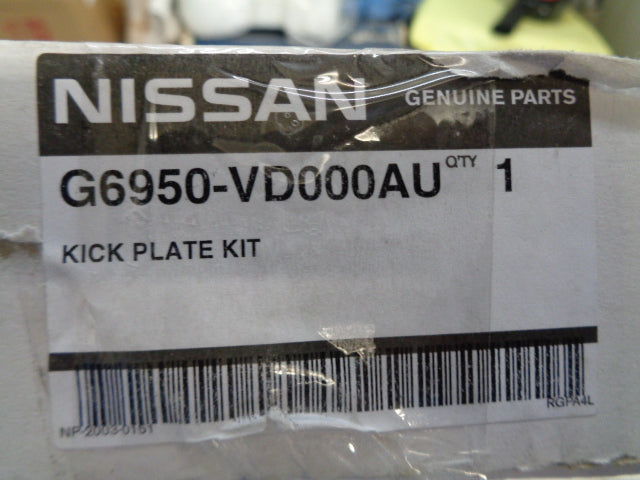 Nissan Patrol Y61/Y62 Genuine Scuff Plate Kit Front/Rear New Part