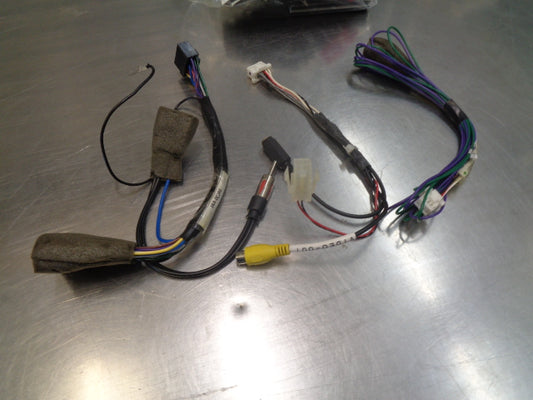 Nissan Y61 Patrol Genuine Stereo Harness New Part