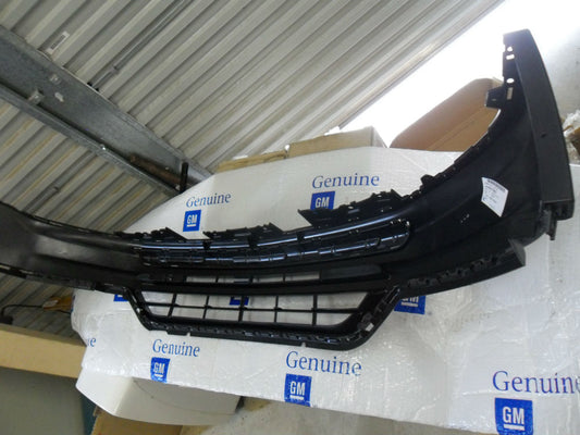 Genuine Holden Trax Front Bar Lower Section New