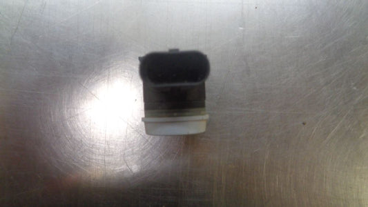 VW Amarok Genuine 3 Pin Rear Parking Sensor New Part