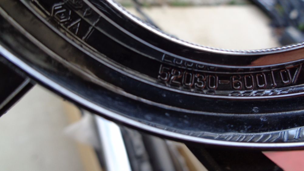FOG LAMP BEZEL SET SUITABLE FOR TOYOTA PRADO 150 SERIES