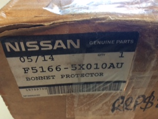 Nissan Navara D40 Genuine Clear Bonnet Protector New Part