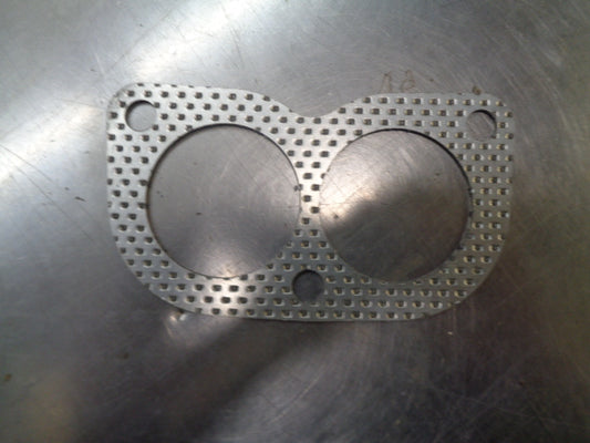 Nissan Bluebird 910 Series Genuine Exhaust Gasket New Part