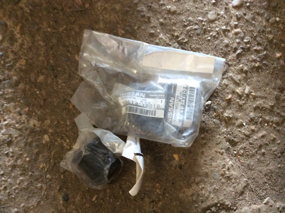 Nissan Patrol GU Genuine sway bar bushes 19mm New Part