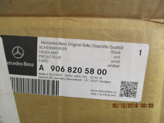 Mercedes-Benz Sprinter Genuine Left Hand Head Light New Part Read Ad