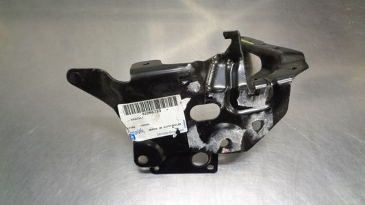 Holden VF Commodore/Caprice Genuine Hinge Support Bracket New Part