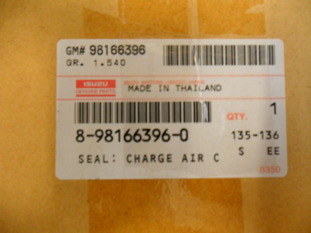 Isuzu D-Max Genuine Air Cooler Charge Seal New Part