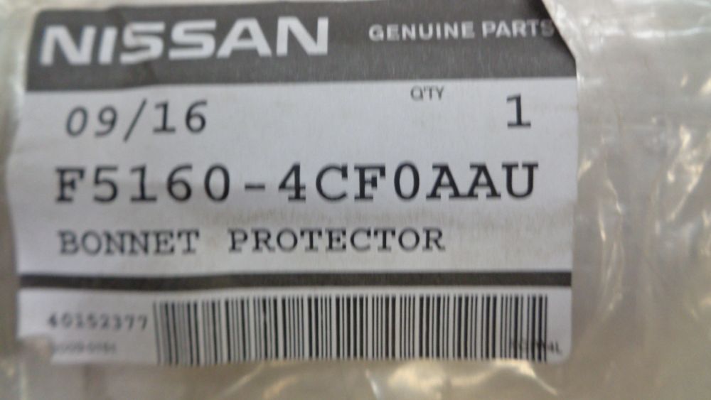 Nissan X-Trail T32 Genuine Front Clear Bonnet Protector New Part