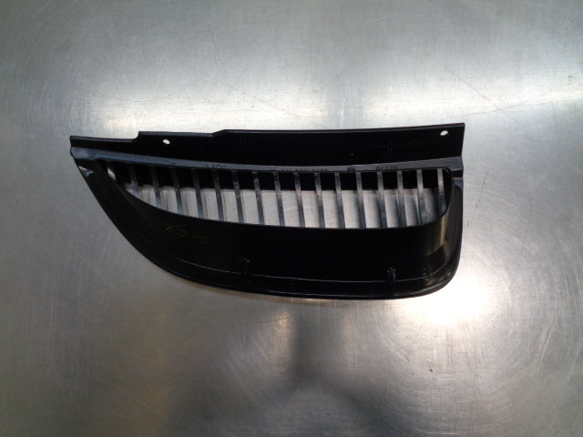 Holden VT-VX Commodore Genuine Front Grille Insert Left Hand New Part