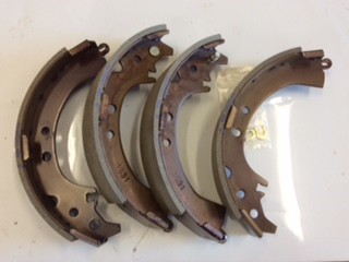 Toyota Rav4 genuine rear brake shoes 4cy 2.0ltr 2wd-4wd new part