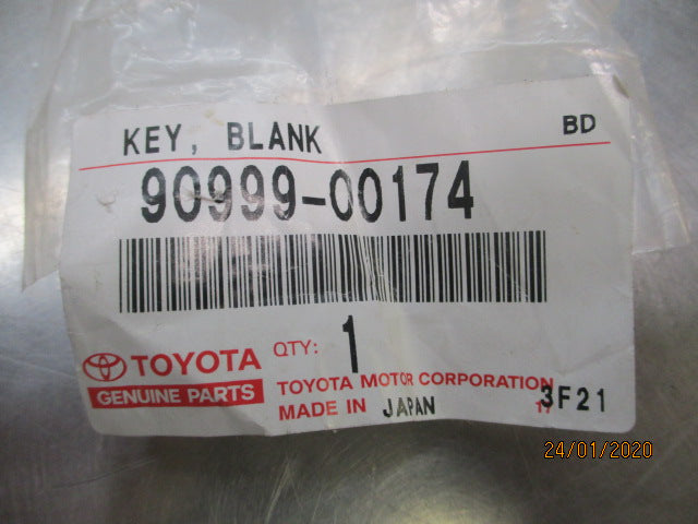 Toyota Hilux-Supra-4Runner-Corolla-Cressida Genuine Blank Uncut key Non-Transponder New Part