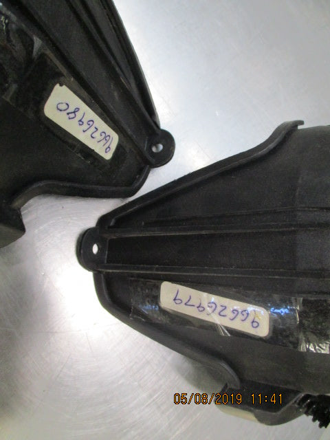 Holden Captiva 7 Genuine Fog Light (Pair) Used VGC