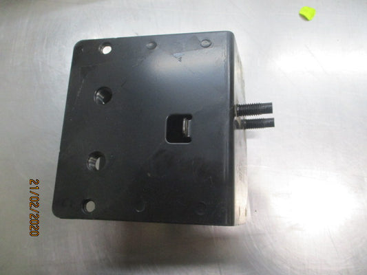 Nissan Pulsar N16 Genuine Front Right Hand Bumper Stay Bracket New Part