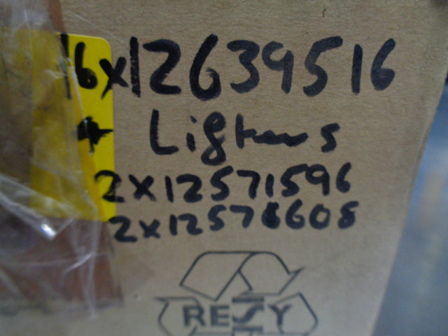 Holden VZ Commodore V8 Genuine Lifters and Guides New Part