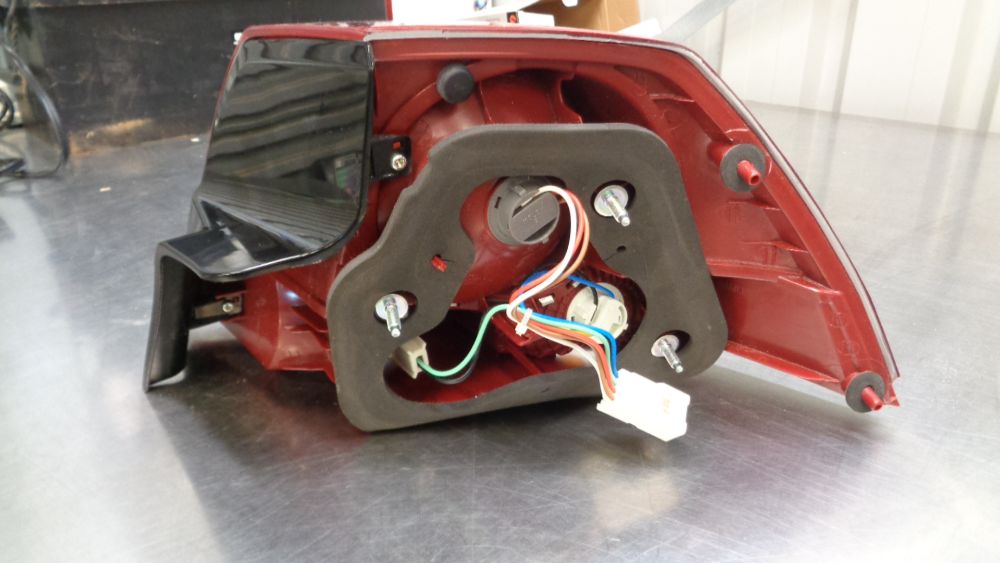 Holden VE Commodore Omega S1 Genuine Left Hand Tail Light New Part