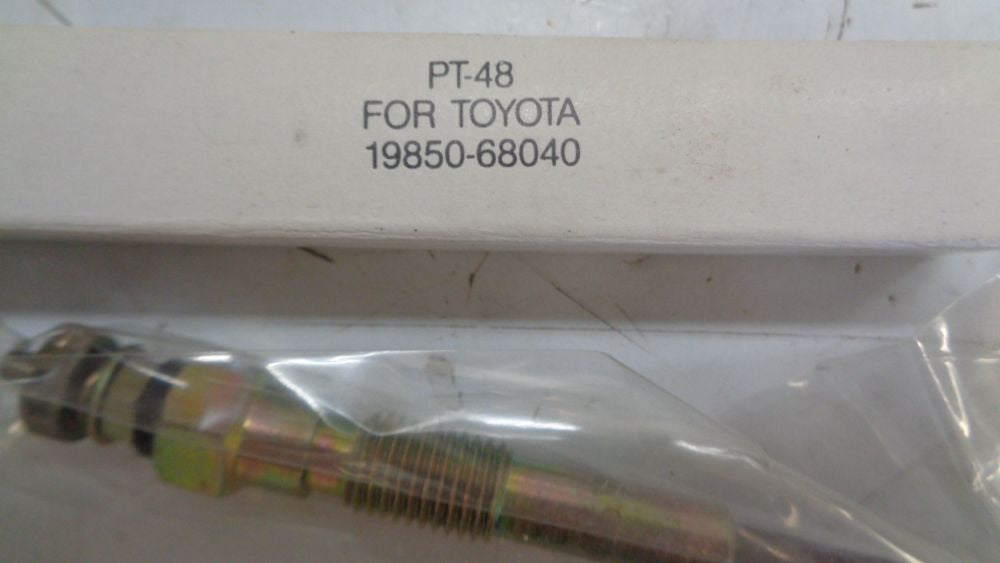 PT-48 Glow Plug Suitable for Toyota Landcruiser-Dyna-Coaster New Part