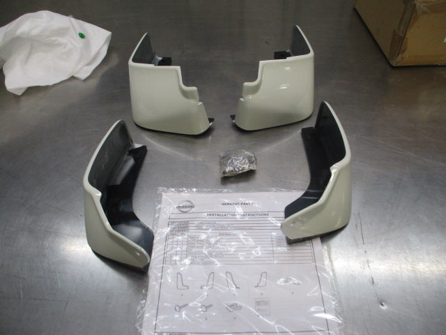 Nissan Pulsar B17 Sedan Genuine Front And Rear Mud Flap Set White New Part
