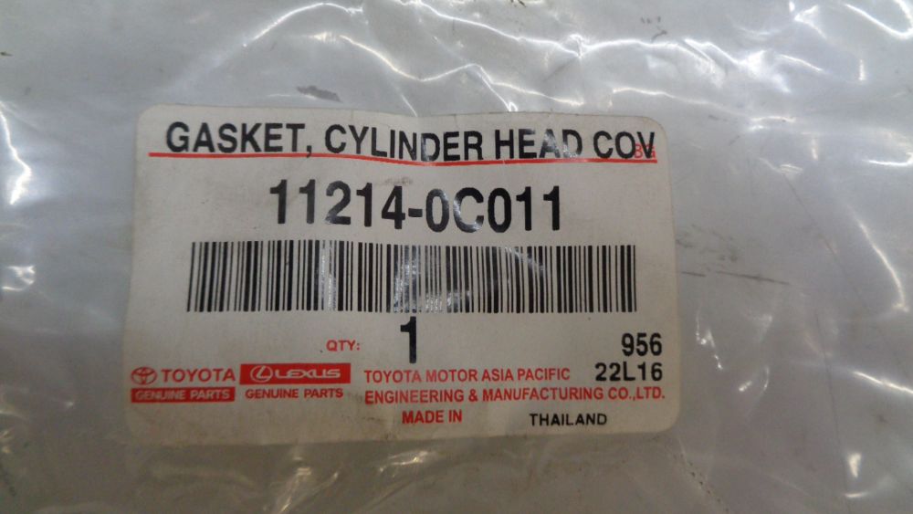 Toyota Hilux Genuine Rocker (Coil) Gasket Assy New Part