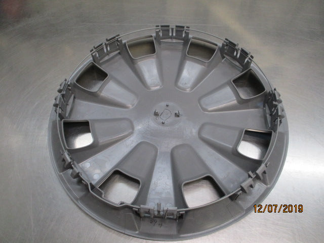 Nissan Tiida C11 Genuine Hub Cap New Part