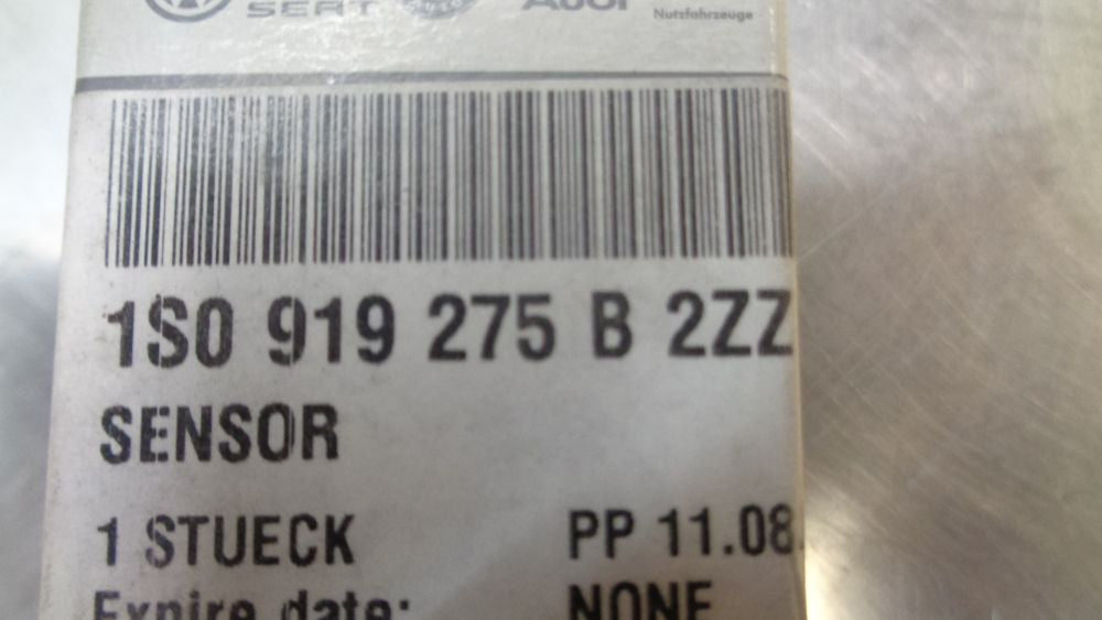 VW Amarok Genuine 3 Pin Rear Parking Sensor New Part
