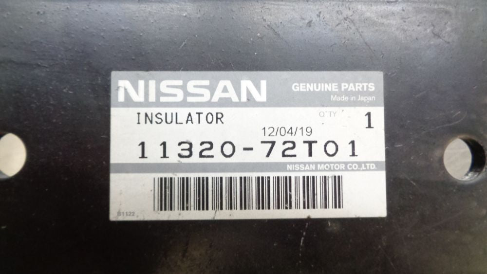 Nissan Skyline GTS25TM Genuine Rear Engine Mount New Part