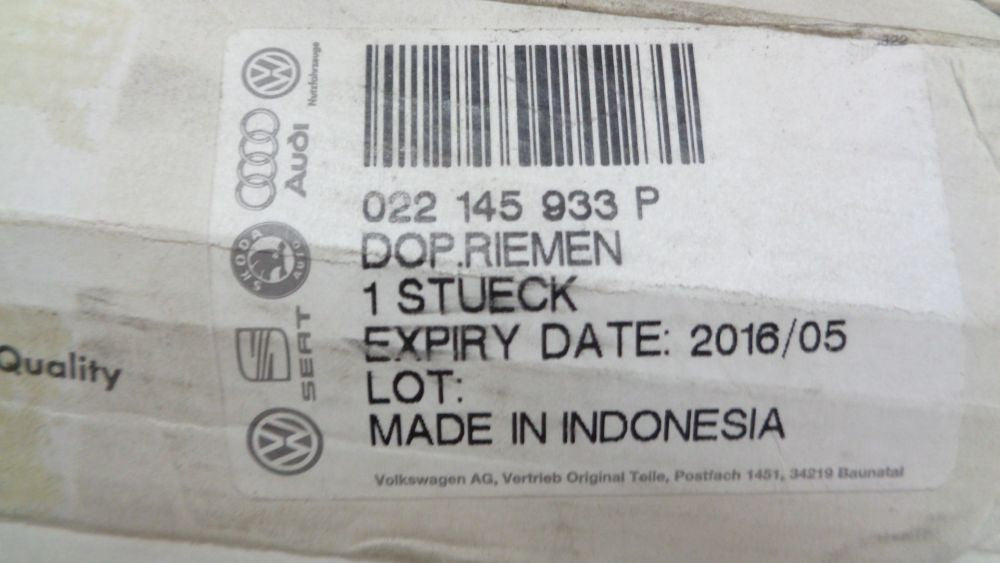 VW Touareg-Audi Q7 Genuine Drive Belt New Part