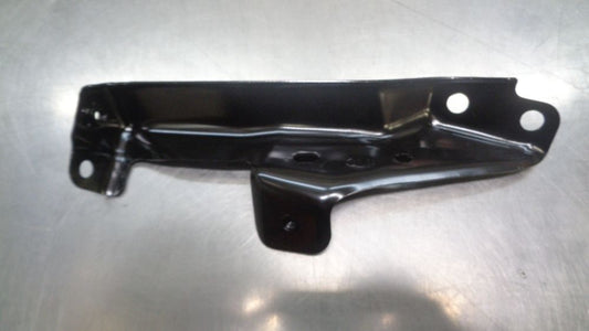 Nissan X-Trail T32 Genuine Front RH Bumper Bracket New Part