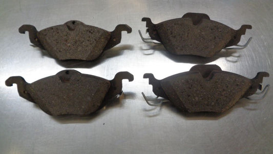 Holden Astra Genuine Front Brake Pads New Part