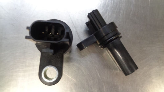 Nissan Bluebird Genuine Crank Shaft Position Sensor New Part