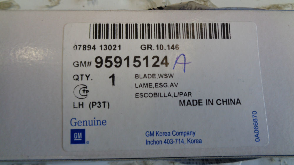 Holden Trax Genuine Left Hand Front Wiper New Part