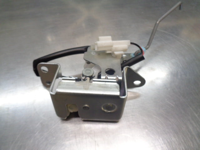 Mazda Tribute Genuine Tail Gate Lock assy New Part