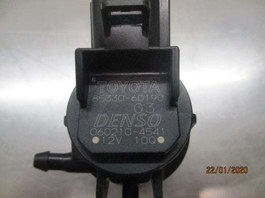 Toyota Camry-Corolla-Prius-C Genuine Windscreen washer Fluid Pump New Part