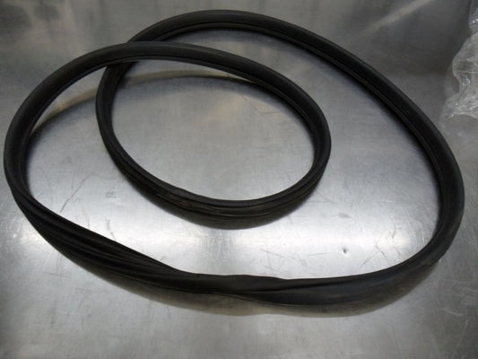 Nissan Navara D22 Right Hand Rear Welt Body Rubber Weatherstrip New Part