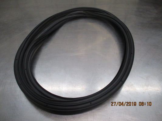 Holden Barina Hatch Genuine Tail Gate Weatherstrip Seal Rubber New Part