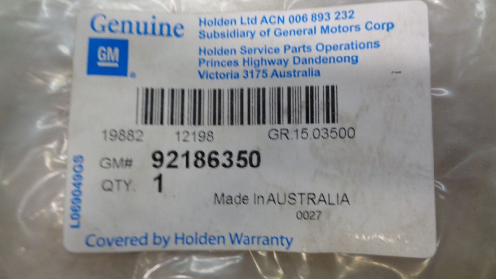 Holden VE Commodore Genuine Rear Neoprene Seat Cover Set New Part