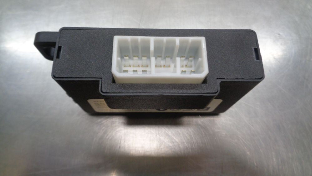 Holden CG7 Captiva Genuine Trailer Harness Control Module New Part