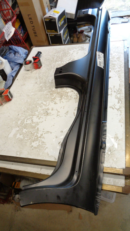 Ford Mondeo MA-MC Genuine Right hand body rocker pannel new part