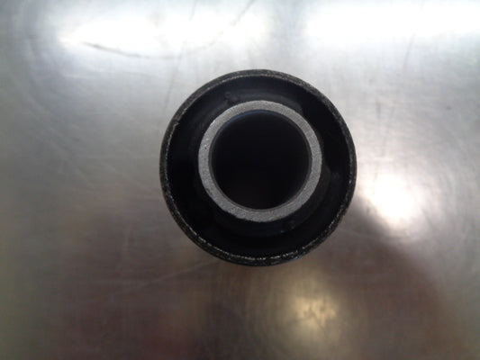 Nissan D22 Navara Genuine Rear Leaf Spring Bush New Part