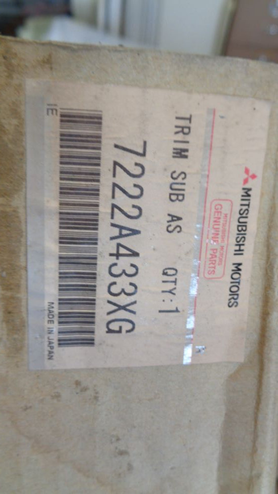 Mitsubishi Lancer Sedan Genuine Passenger Rear Door Trim Cover New Part