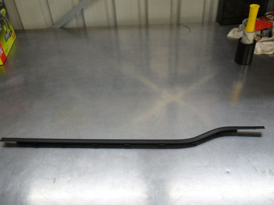 Proton Savvy Genuine Front Left Hand Outer Door Glass Weatherstrip New Part