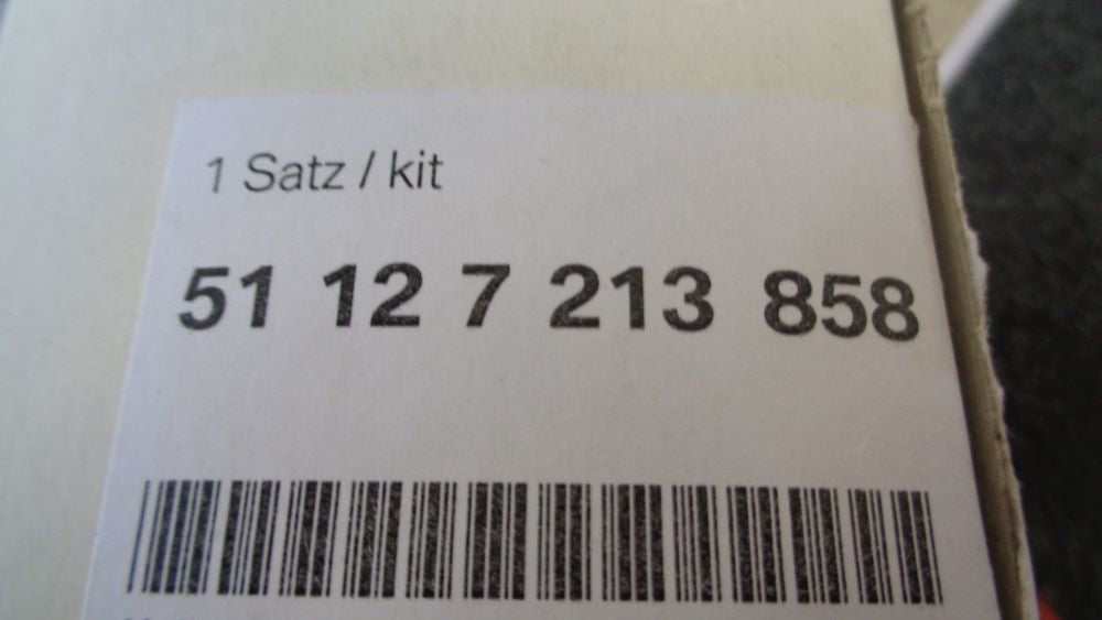 BMW Genuine set of 4 PDC sensor kit New Part