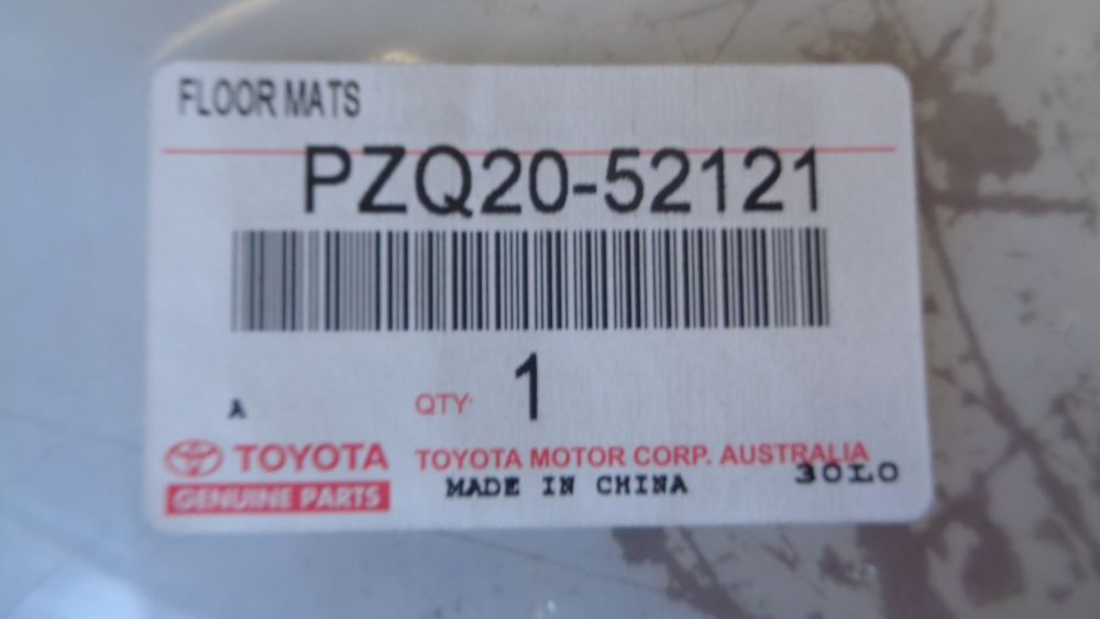 Toyota Yaris Hatch Genuine Floor Mat Set Front and Rear New Part