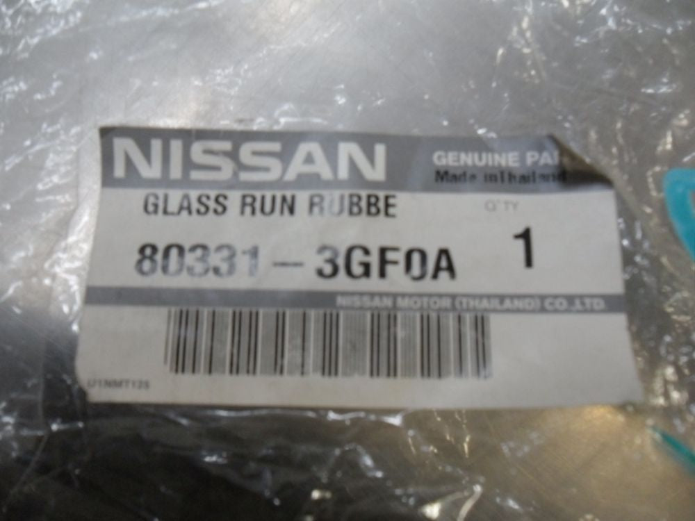Nissan Pulsar Genuine LH Front Door Glass Run Rubber New Part