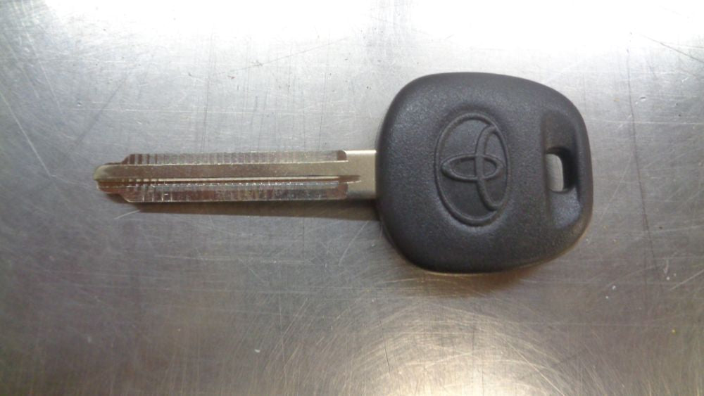 Toyota Genuine Transponder Transmitter Key New Part