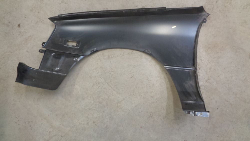 Tong Yang Right Hand Guard Suits Toyota Corolla AE86 Sprinter New Part