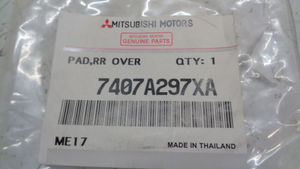 Mitsubishi Triton Genuine flare body seal rubber new part