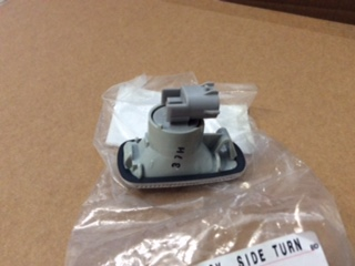 Toyota Landcruiser Genuine Right Hand Indicator Lamp Assy New Part