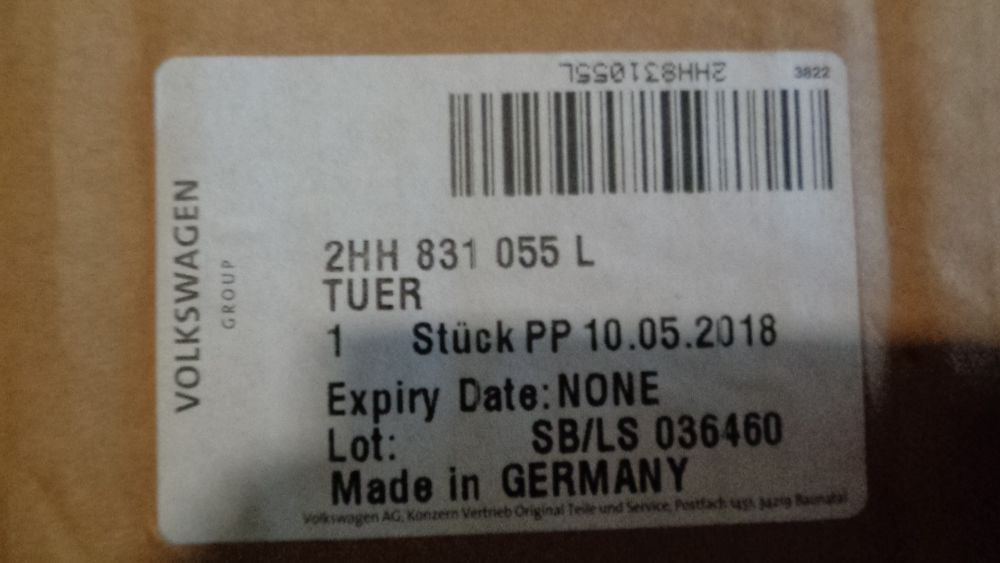 VW Amarok Genuine Front Left Hand Door Panel Assy New Part