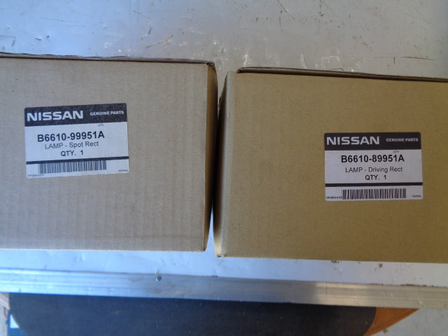 Nissan Genuine IPF 800 Rectangle Driving Light Set Pencil/Spread New Part