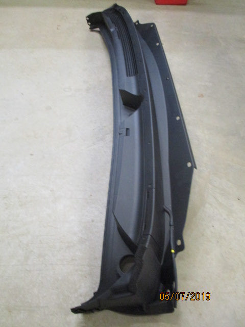 Nissan Pathfinder R52 Genuine Top Cowl New Part